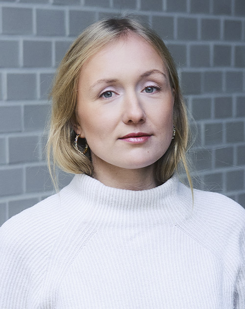 Portrait von Ruth-Maria Thomas