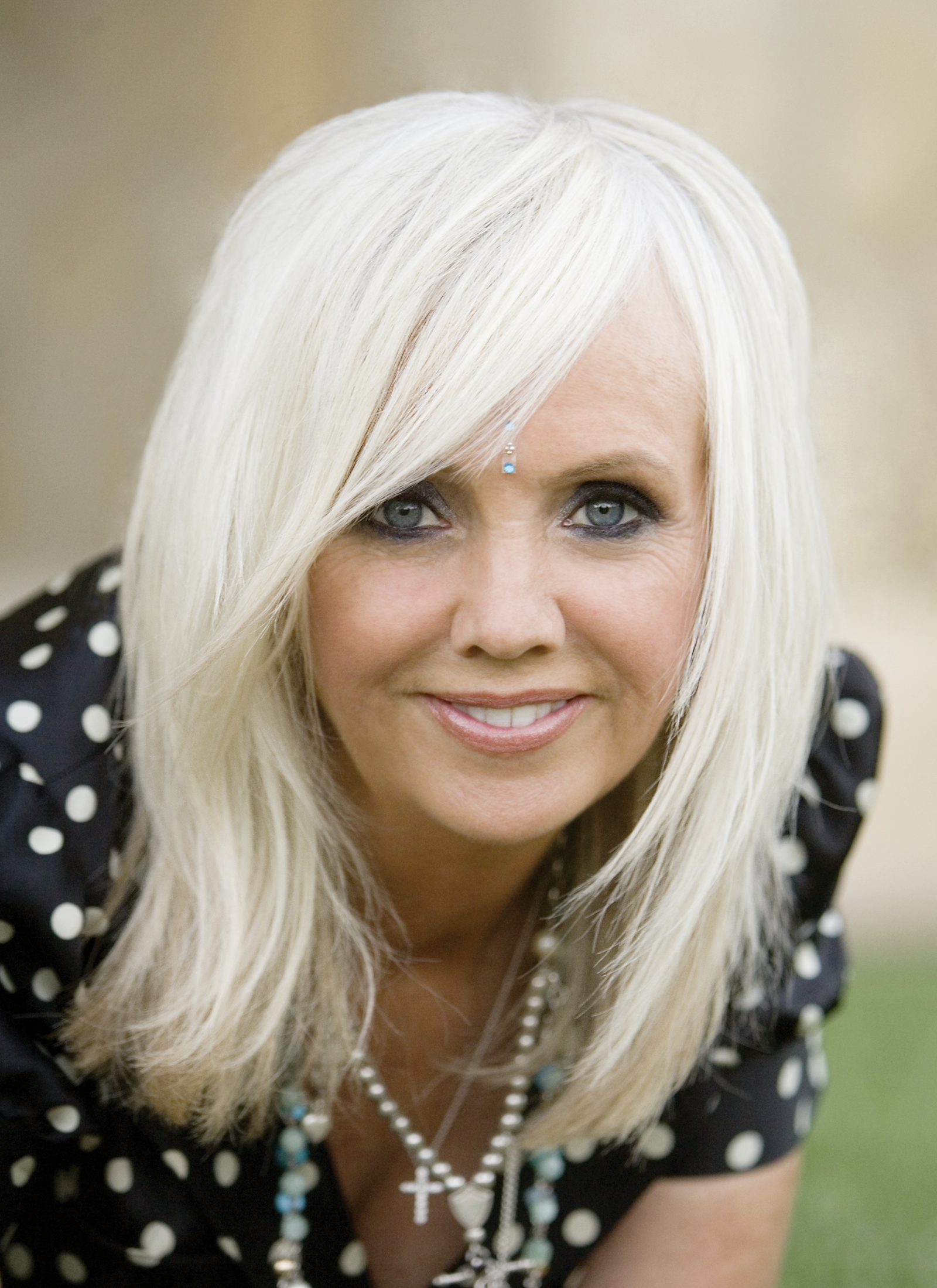 Portrait von Rhonda Byrne