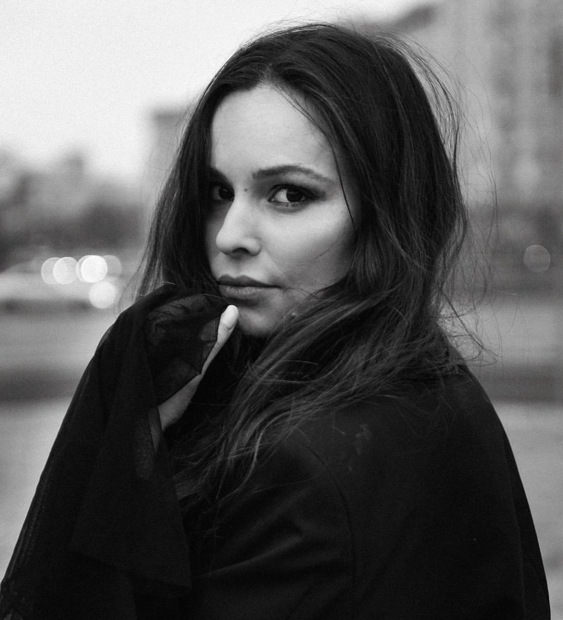 Portrait von Mina Tander