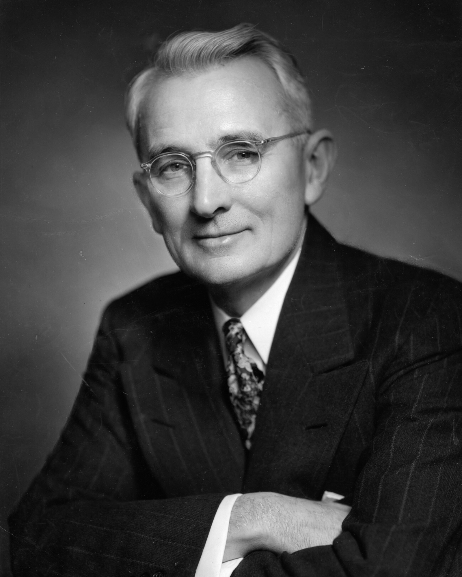 Portrait von Dale Carnegie