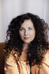 Portrait von Nora Jokhosha