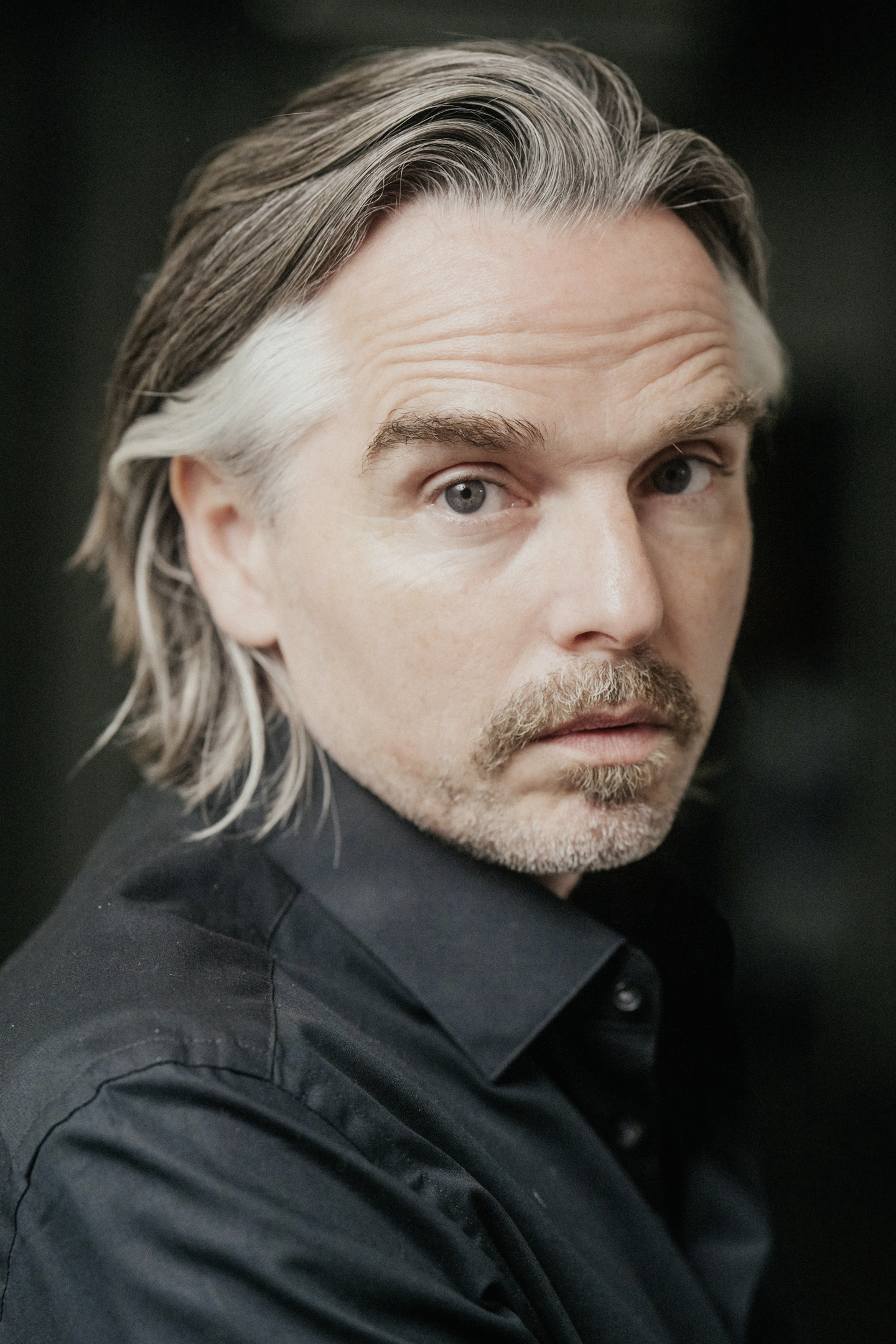 Portrait von Nils Nelleßen