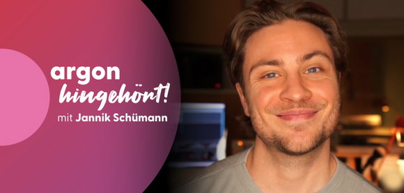 hingehört! Jannik Schümann über »Himmelsfeuer« von Moa Backe Åstot