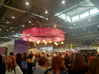 Bookish Love Universe-Stand der Holtzbrinck Buchverlage.