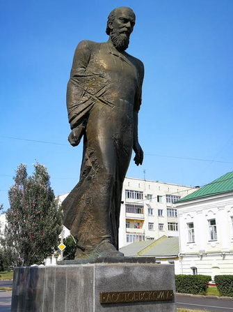 Dostojewski-Denkmal in Omsk