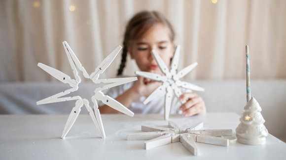 Kinderbeschäftigung in der kalten Jahreszeit