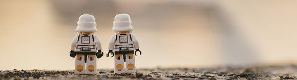 LGBT und die Phantastik: 25 Fantasy-Bücher mit queeren Helden