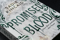 Zusatzmaterial PA 978 3 426 56922 1 detail 035 von Promised in Blood: Mein Blut entfacht dein Feuer von Sadie Kincaid