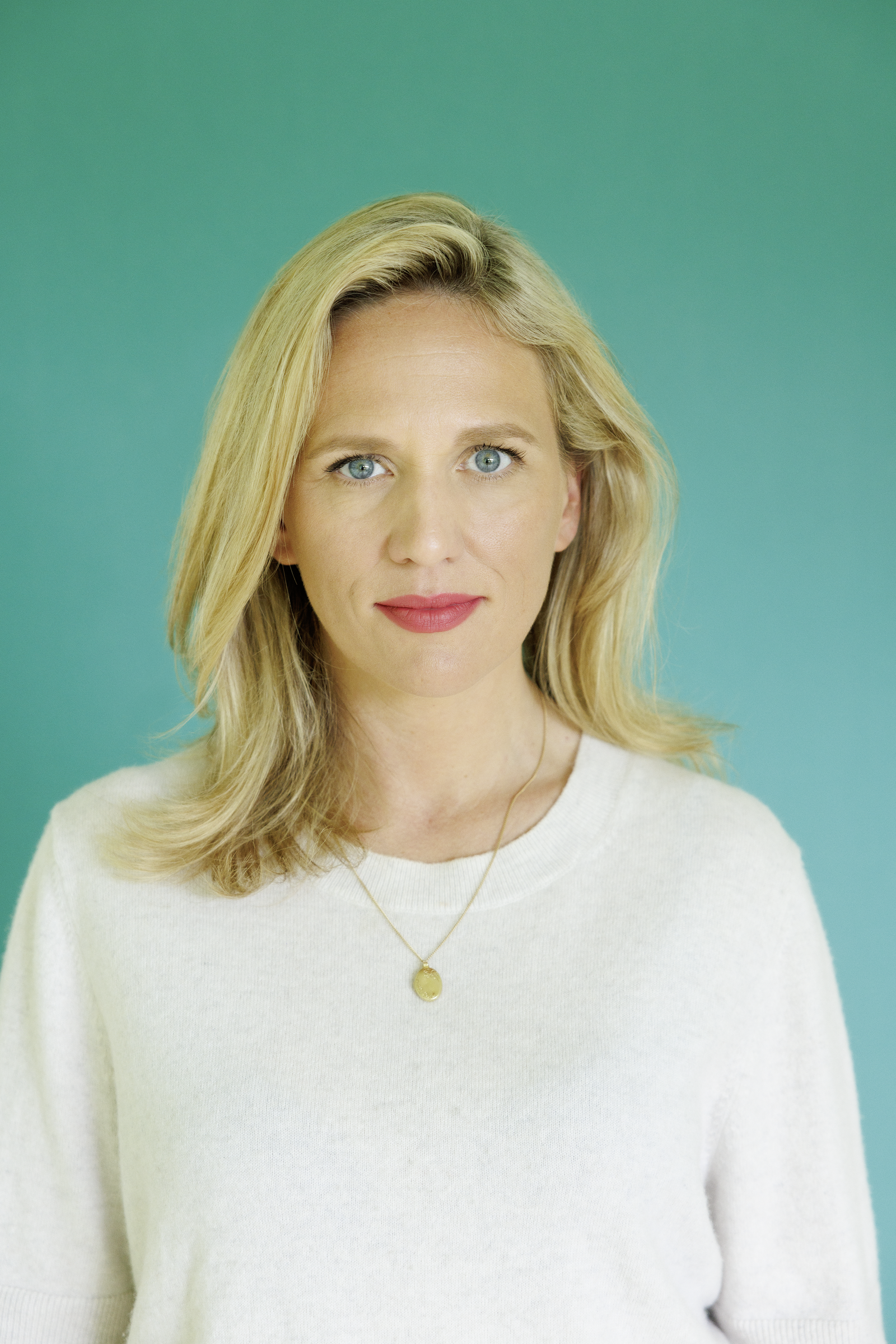 Portrait von Elisa Hoven