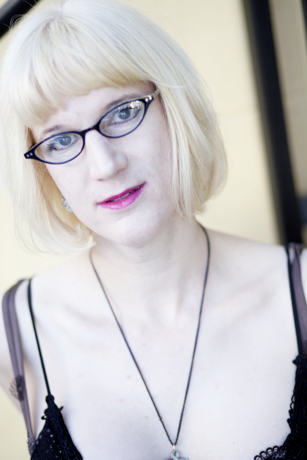 Portrait von Charlie Jane Anders