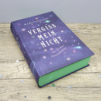 Zusatzmaterial PA 978 3 949465 19 2 innen 003 von Forget-Me-Not. What Holds the World Together von Kerstin Gier
