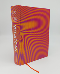 Zusatzmaterial PA 978 3 949465 04 8 innen 004 von Yoga Town: Roman von Daniel Speck