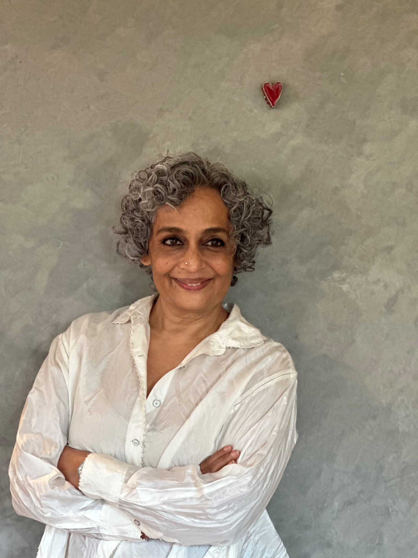 Portrait von Arundhati Roy