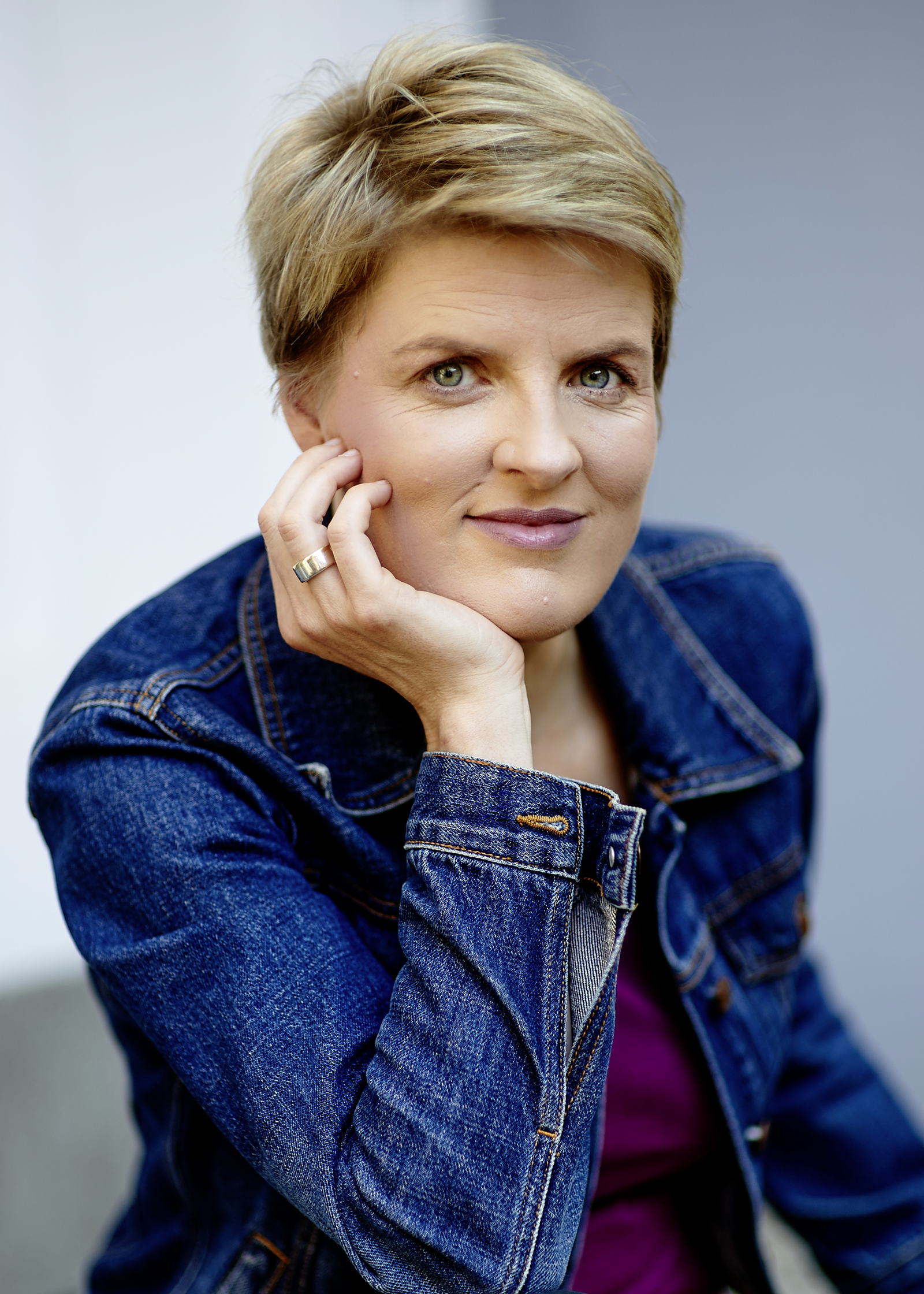 Portrait von Stephanie Schneider