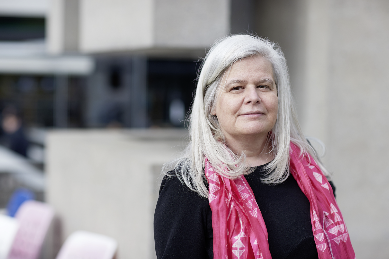 Portrait von Monika Dommann