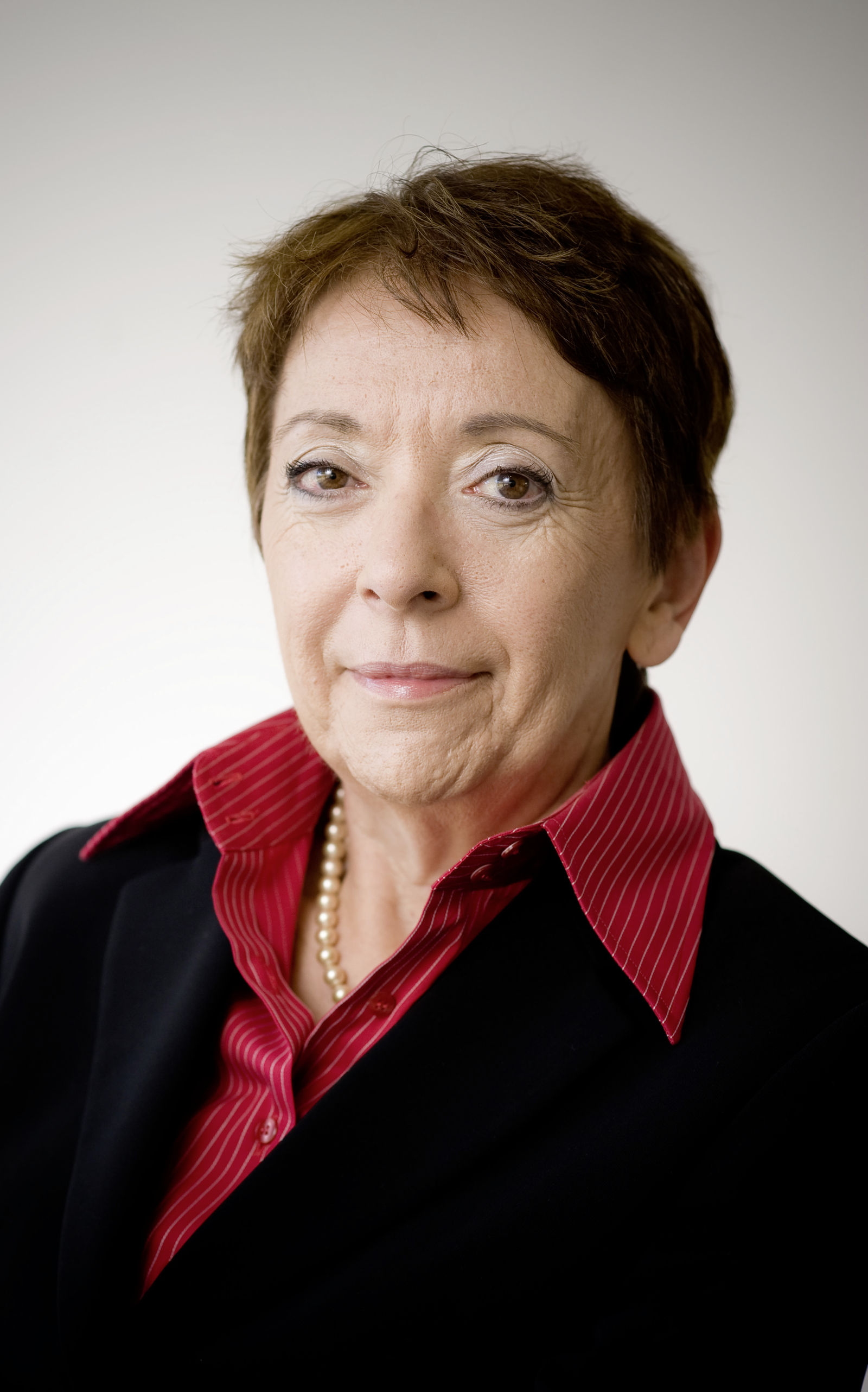 Portrait von Lale Akgün