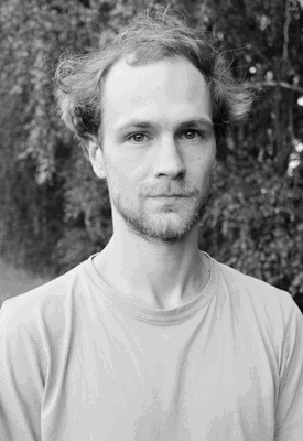 Portrait von Robert Gwisdek