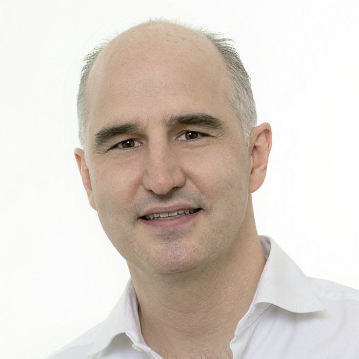 Portrait von Prof. Dr. med. dent. Stefan Fickl