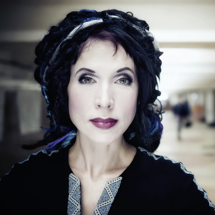 Portrait von Sofi Oksanen