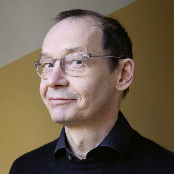 Portrait von Dr. Matthias Nöllke