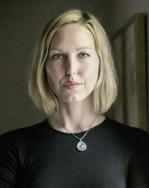 Portrait von April Ayers Lawson