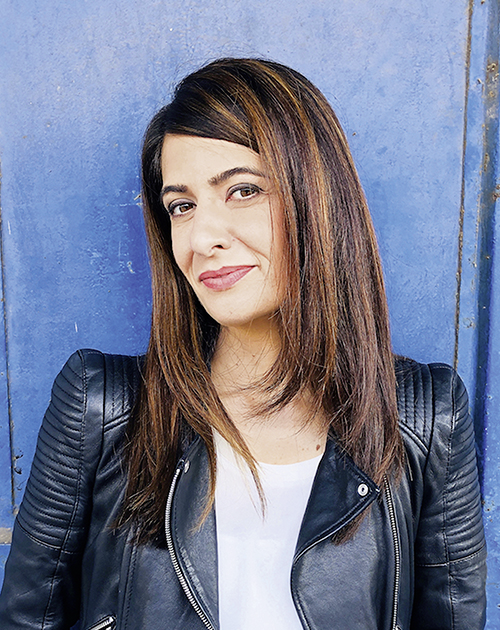 Portrait von Linda Zervakis