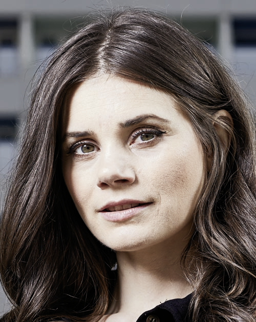 Portrait von Joyce Ilg