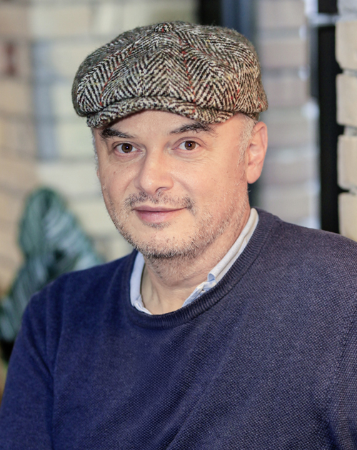 Portrait von Catalin Dorian Florescu