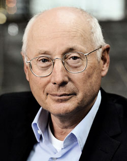 Portrait von Stefan Aust