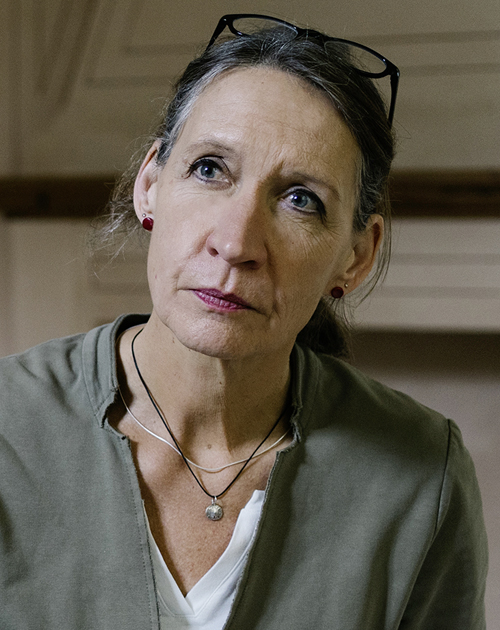 Portrait von Dr. Maggie Schauer