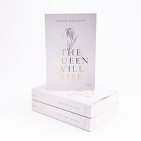 Zusatzmaterial PA 978 3 499 01176 4 innen 032 von The Queen Will Rise von Marie Niehoff