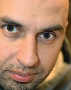 Portrait von Serdar Somuncu