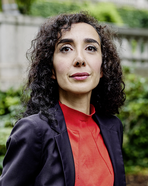 Portrait von Asha Hedayati