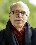 Portrait von Ralf Langroth