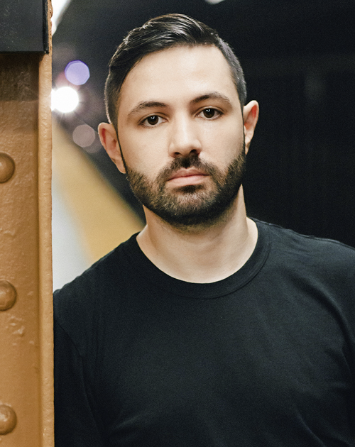Portrait von Alex Dimitrov