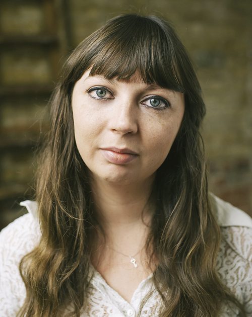 Portrait von Rhiannon Lucy Cosslett