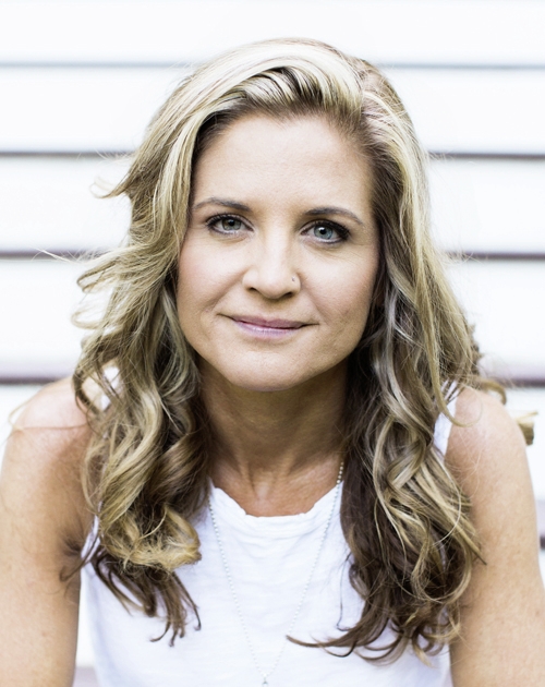 Portrait von Glennon Doyle